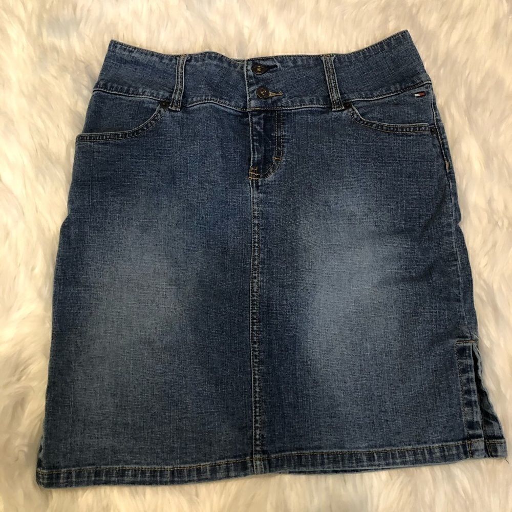 Tommy Hilfiger denim skirt Sz 4 short blue